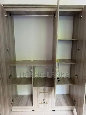New 3 Door Melamine Cupboard (Kk1)