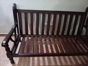 Living Room Chair/Sofa