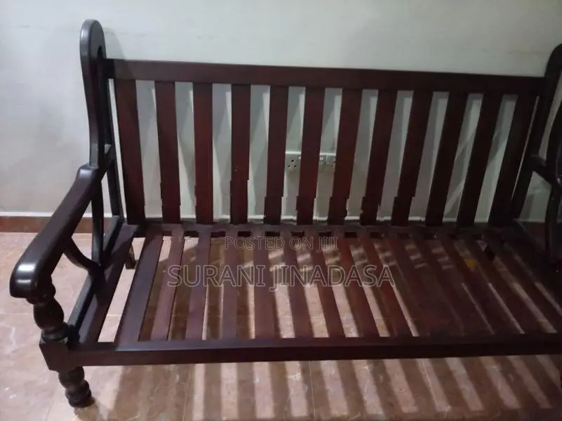 Living Room Chair/Sofa