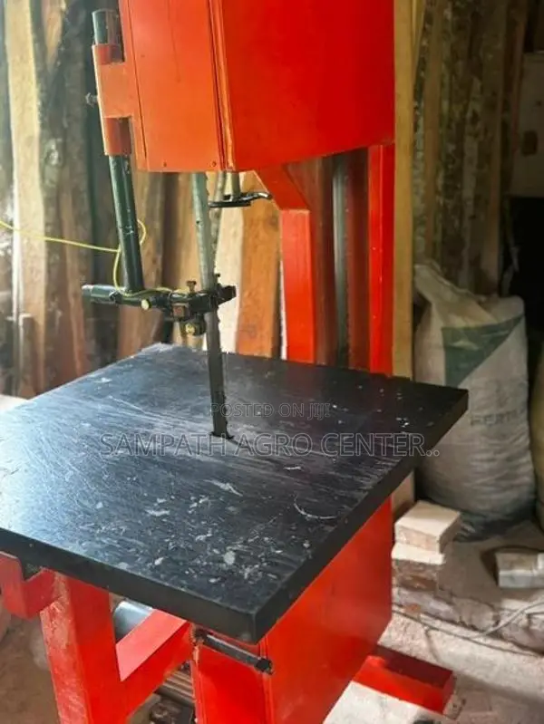 Saw Machine
