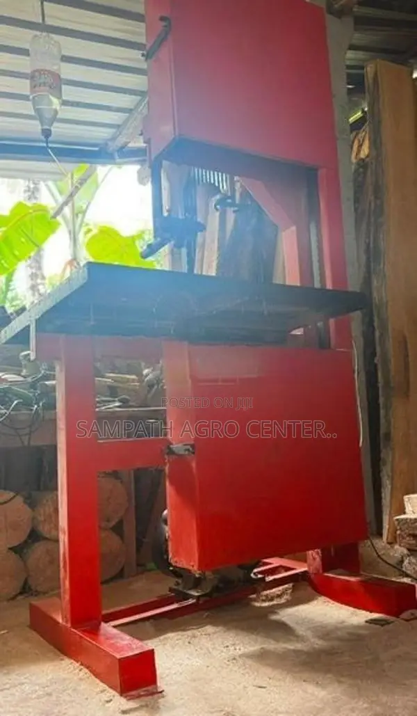 Saw Machine