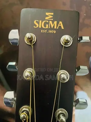 SIGMA EST 1970 Guitar