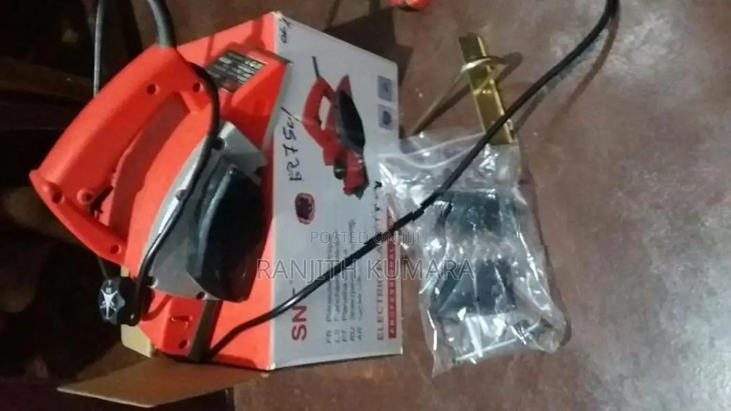 Planer Machine