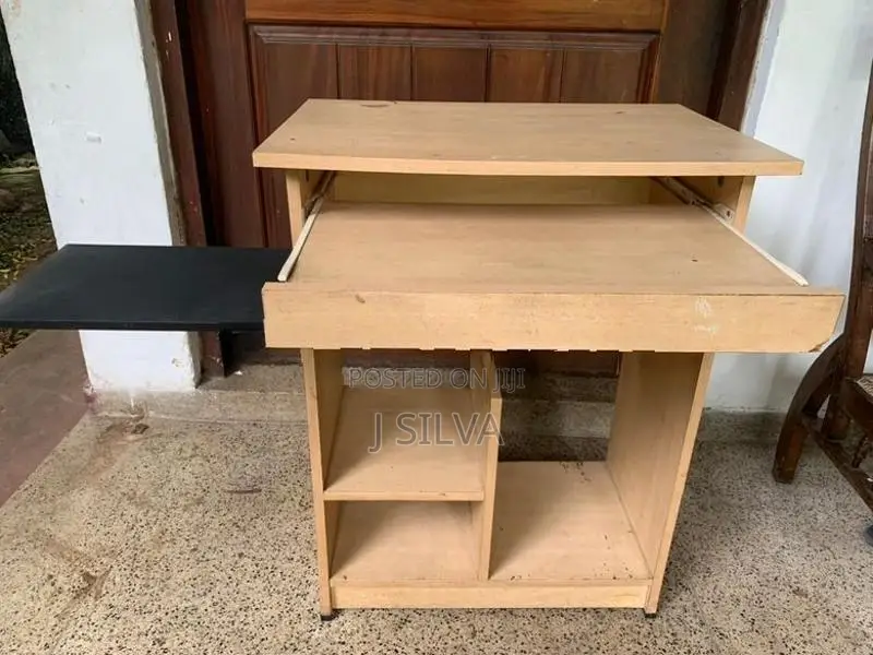 Damro Single Computer Table