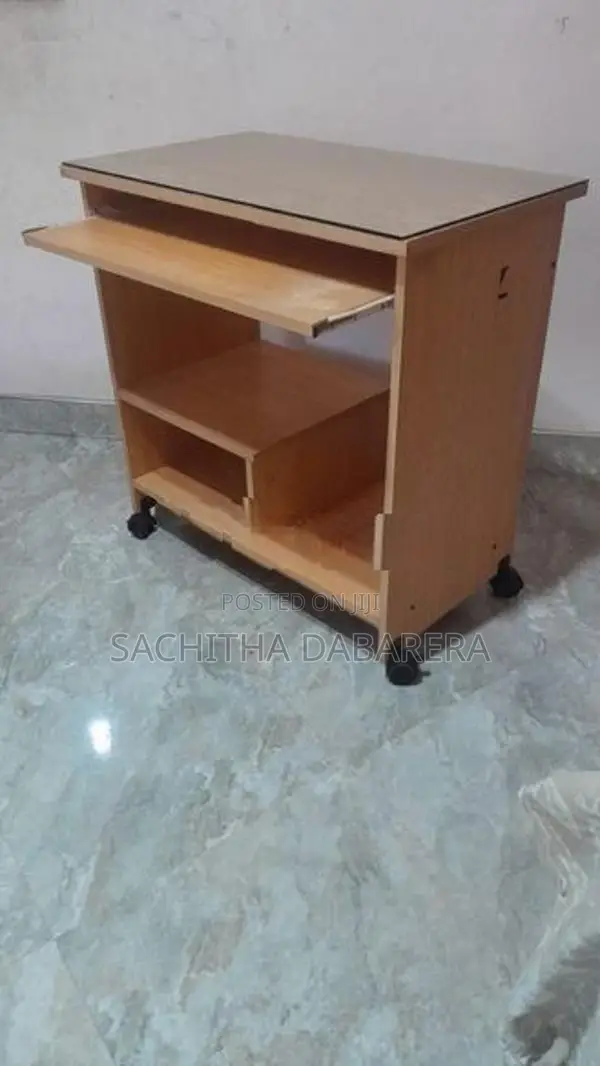Comuputer Table