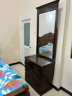 Wooden Bedroom Furniture Items Set