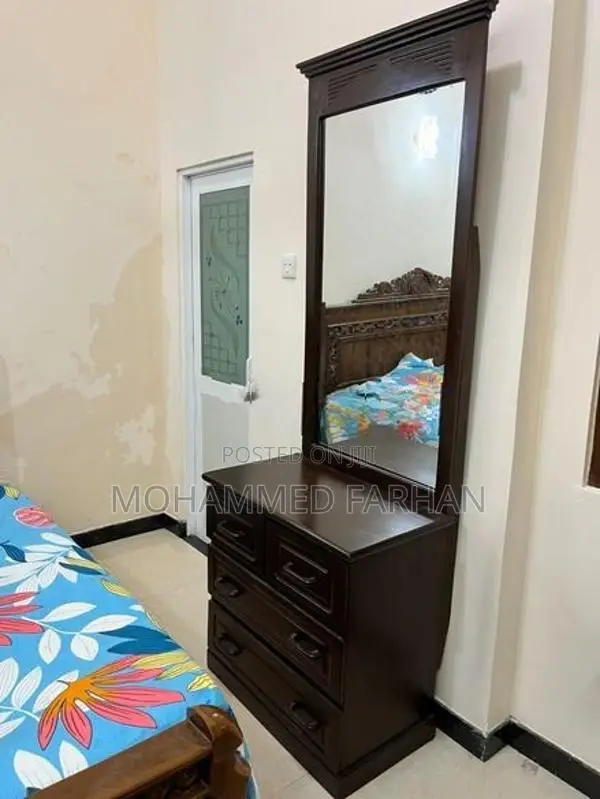 Wooden Bedroom Furniture Items Set