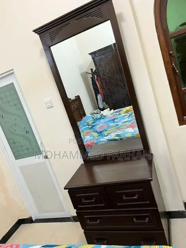 Wooden Bedroom Furniture Items Set