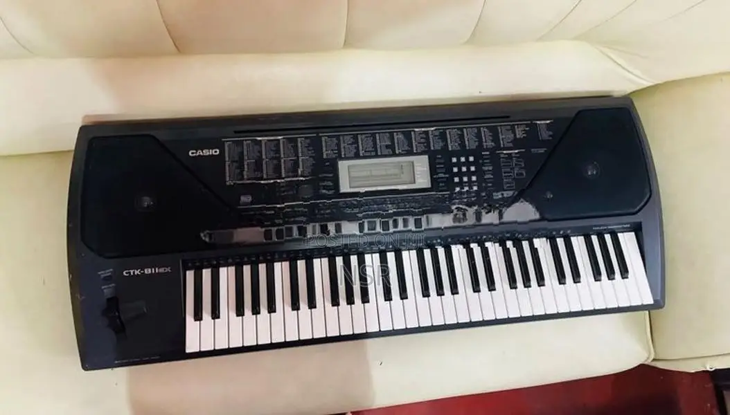 Casio CTK - 811 Keyboard Organ