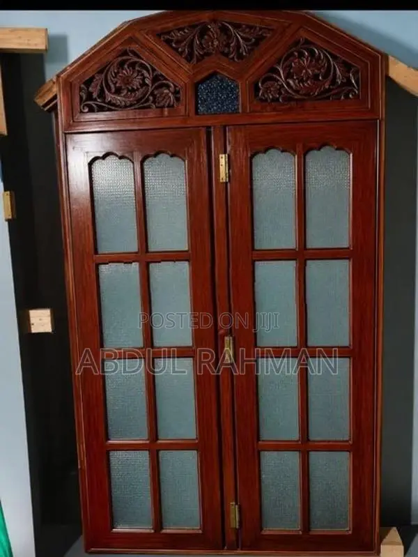 කොස් ලීවලින් හදපු ජනෙල් 5ක්.