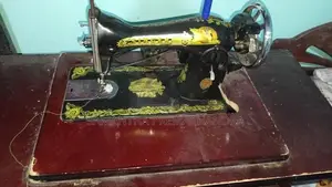 Singer Sewing Machine