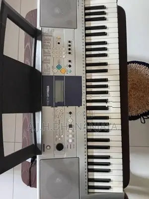 Yamaha Psr E 323