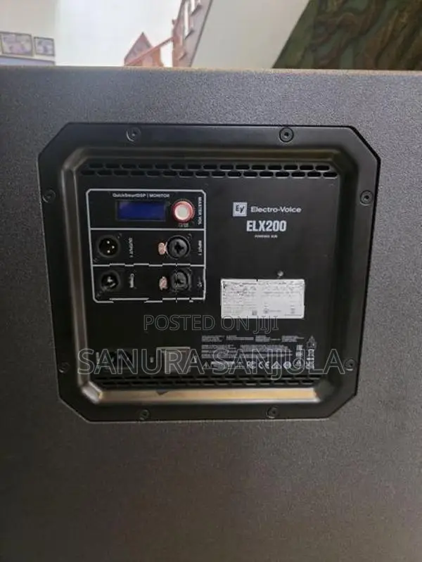 ELX200-18SP Powered Subwoofer
