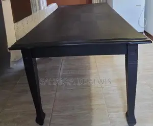 Dining Table with 6 Chairs