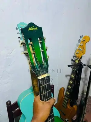 Classical Box Guitar