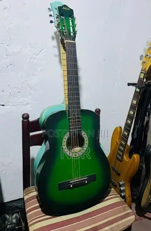 Classical Box Guitar