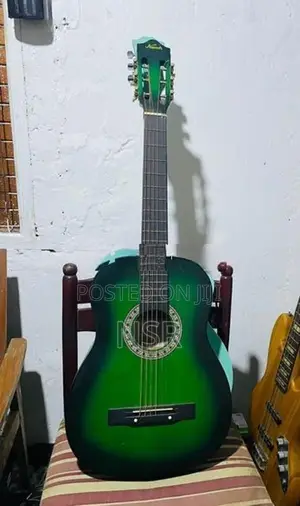 Classical Box Guitar