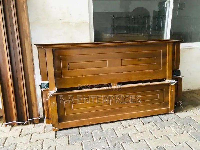 Teak 6*5 Ft Queen Box Bed