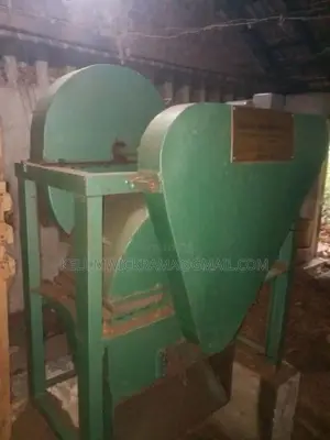 Coconut Husk Chip Cutter
