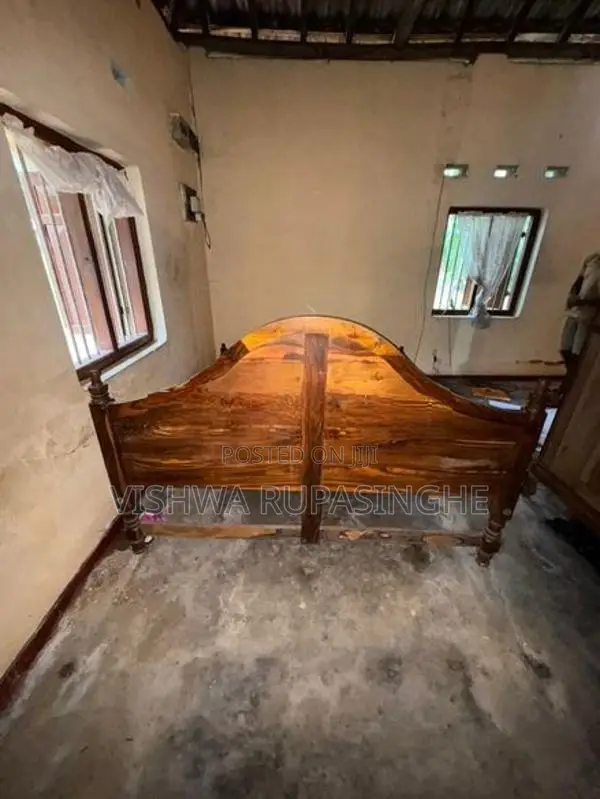 Jack Wood Bed