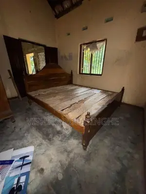 Jack Wood Bed