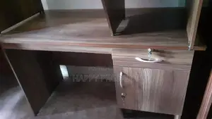 4*2 Ft Melamine Office Table