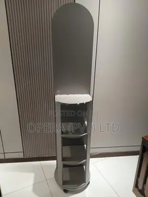 Elegant Standing Mirror Dressing Table