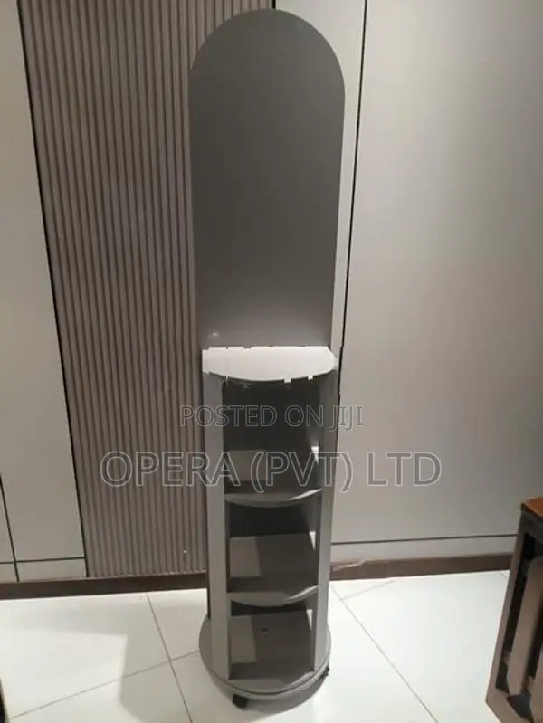 Elegant Standing Mirror Dressing Table