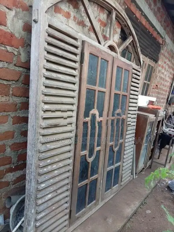 Windows Wooden