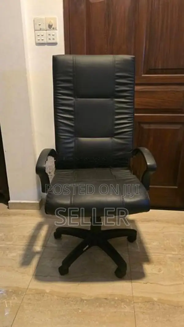 Damro Office Chair