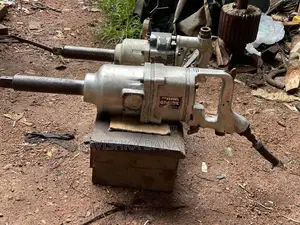 නට් ගලවන යන්ත්‍රය