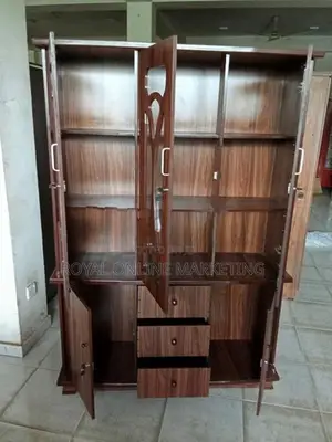 3 Door O/c Cupboard (K-15)