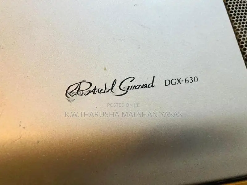 Yamaha Portable Grand DGX-630
