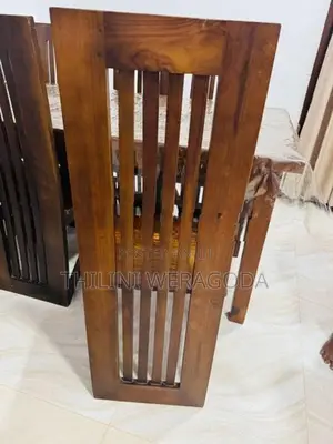 Dinning Table With 6 Chairs