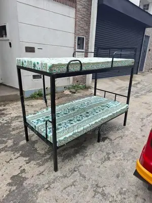 Bunk bed with 2 mattress