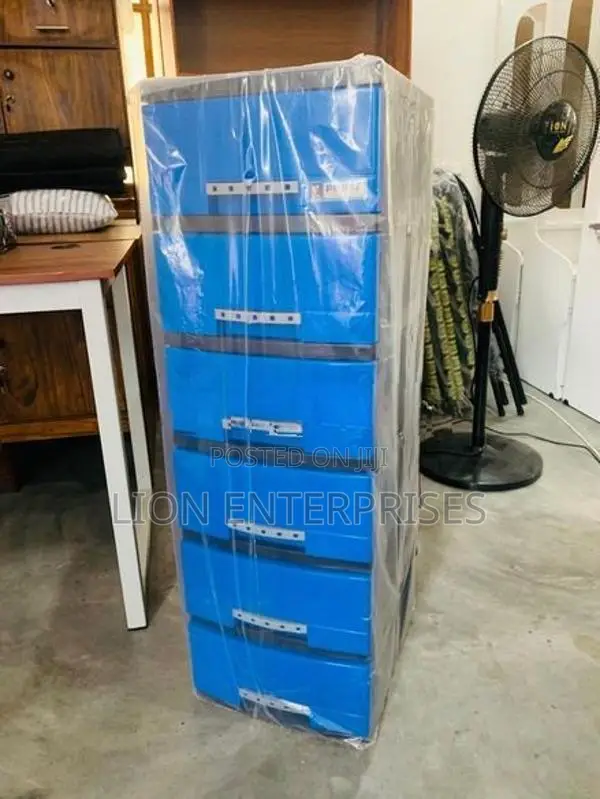 6 Drawer plastic cupboards