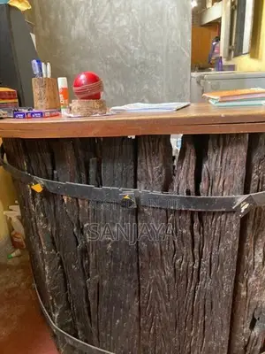 Cashier Table