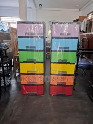 6 Drawer plastic cupboards