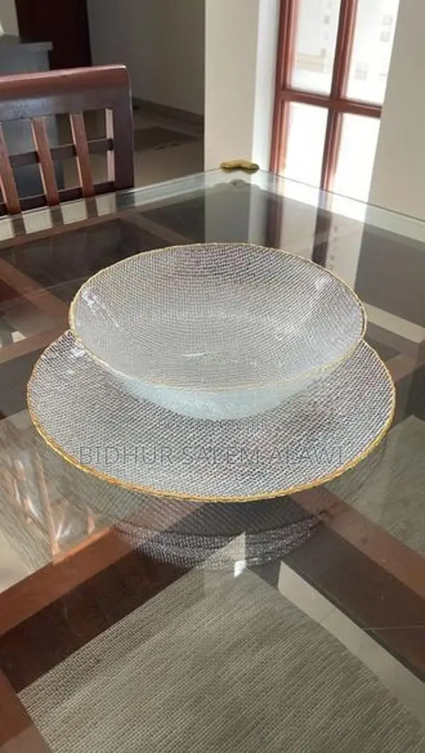 Glass Salad Bowl With Gold Rim Service Plate