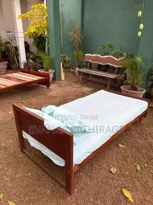 Burutha Single Bed + Mattress