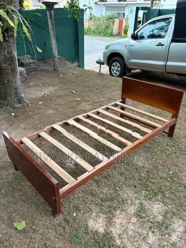 Burutha Single Bed + Mattress