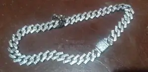 Cubain Chain