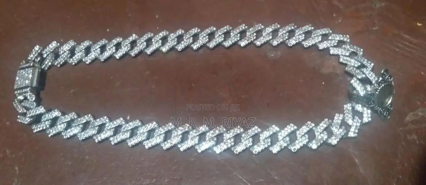Cubain Chain