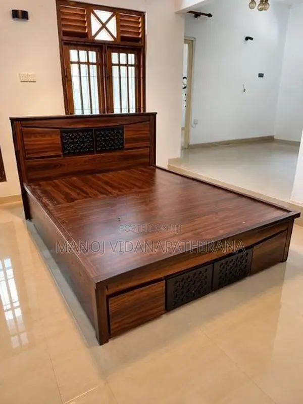 Damro Bedroom Set