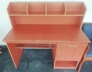 ලියන මේසය විකිනීමට