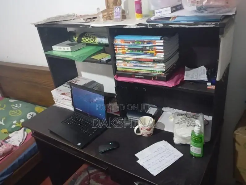 Damro KSD 004 Study Desk / Computer Table – Excellent Condition