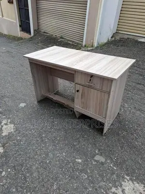 4×2 Melamine office tables