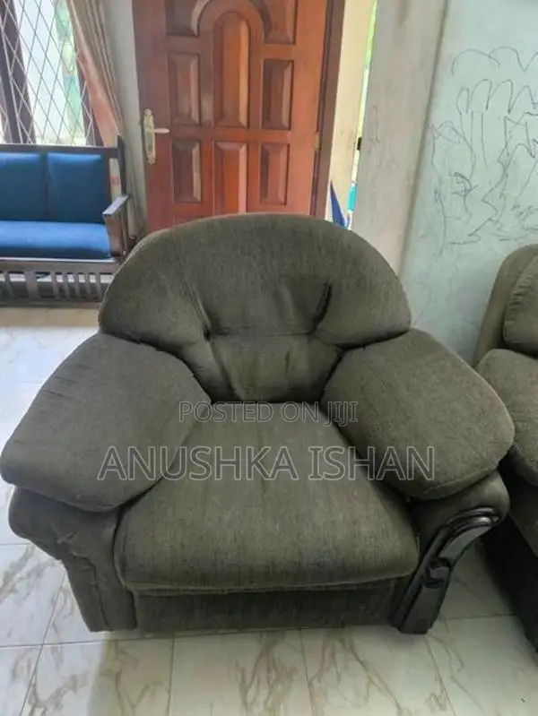 Damro Used Sofa 3 + 1+ 1