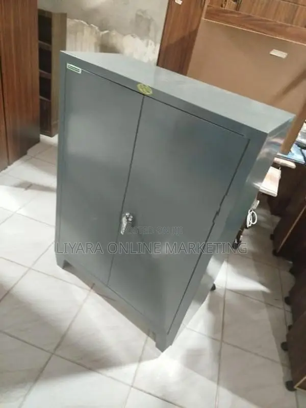 New office cupboard 4 x 3..