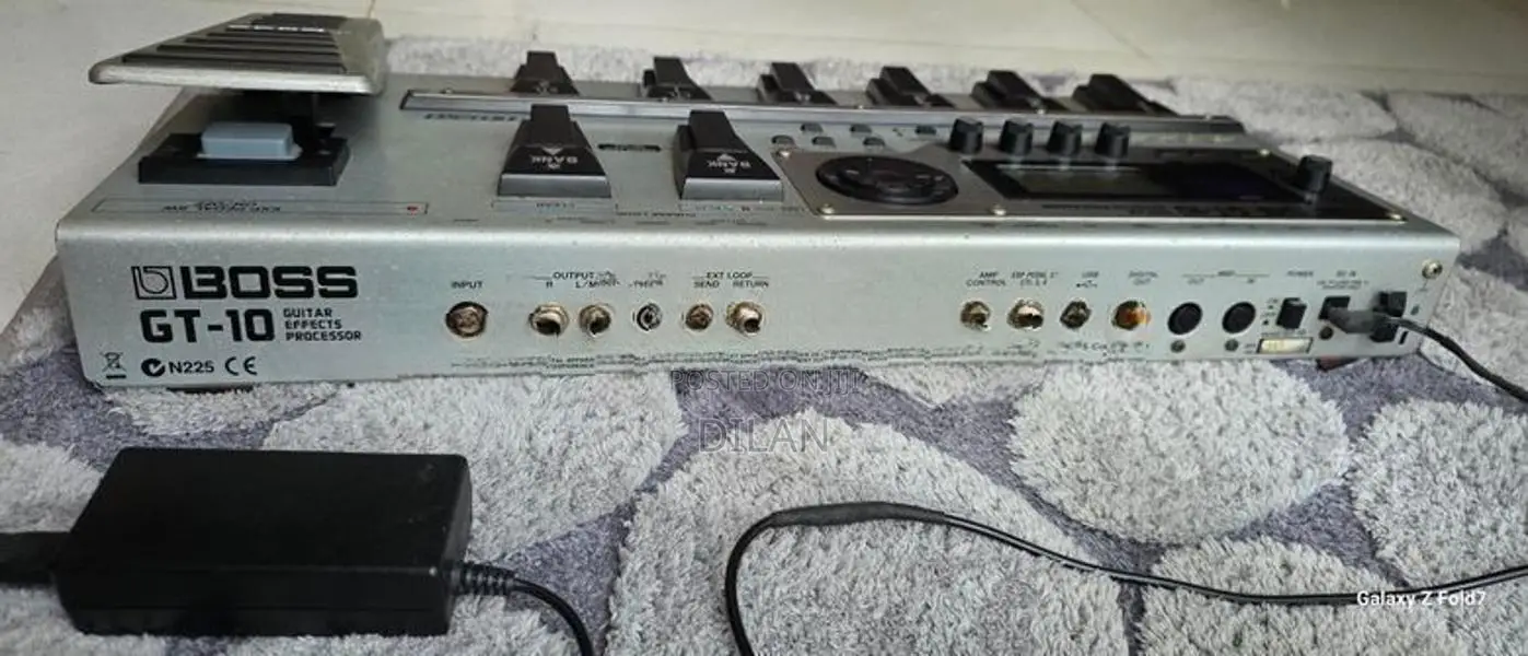 Boss GT 10 Guitar Processor